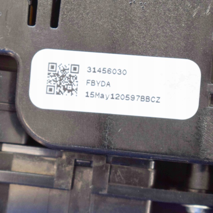 MANETTES VOLVO V70 III (BW) 31456030 31343218 31456042 31456045 4170157 2.0L
