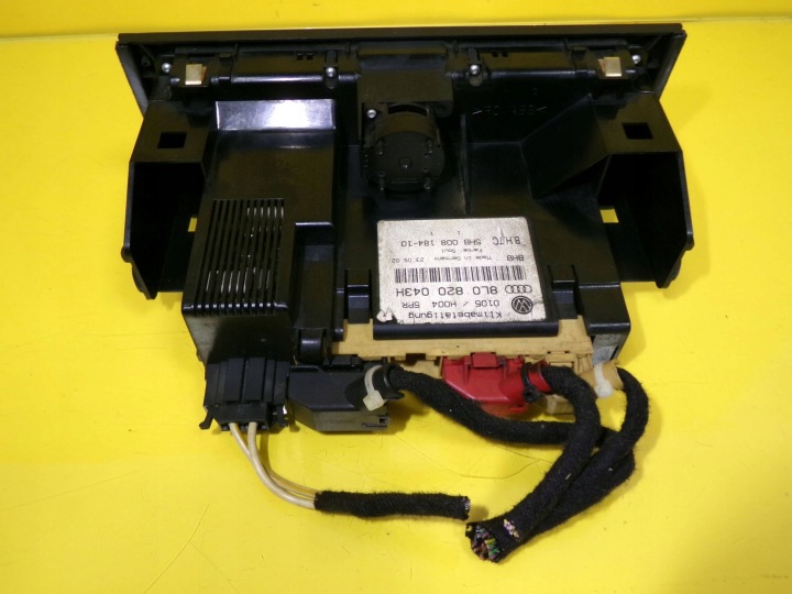 PANNEAU COMMANDE CONDUIT D'AIR CLIMATISATION AUDI A3 8L 8L0820043H NR94