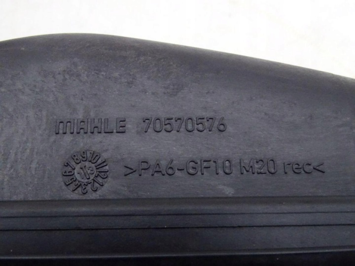 BMW 7 F01 F02 730D 3.0D N57 11-15 CHÂSSIS FILTRE AIR 8573761