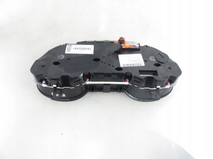 COMPTEUR AUDI Q5 2.0 TDI 8R0920900P
