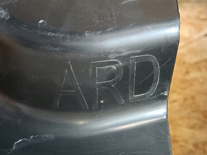 PEUGEOT 208 II 19- SOUS-AILE DROIT ARRIÈRE 9827214980