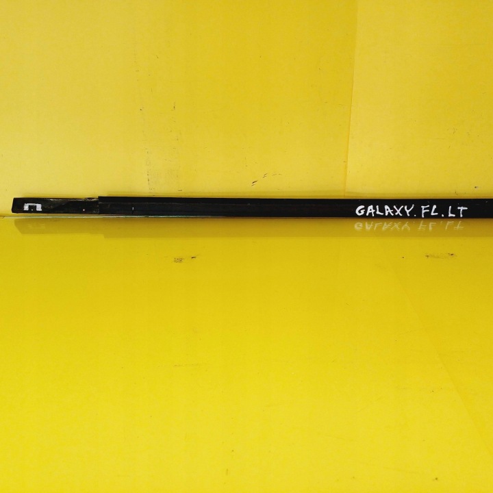 MOULURE RACLOIR GAUCHE ARRIÈRE FORD GALAXY LIFT NR234