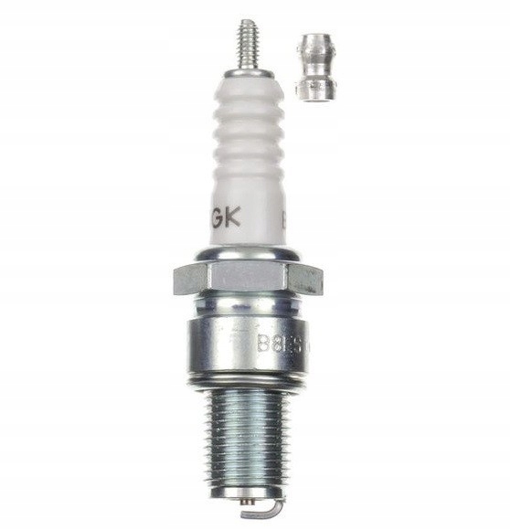 BOUGIE ALLUMAGE NGK B8ES (W24ES-U) SENDA50 GPR50 HONDA CB250/360/450 SUZUK