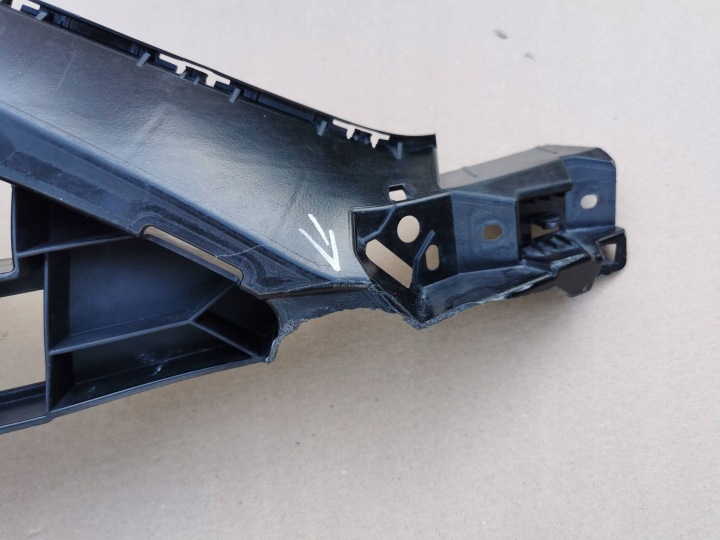 AUDI RS7 C8 4K8 RS6 CHÂSSIS RENFORCEMENT PARE-CHOCS AVANT 4K8807233D