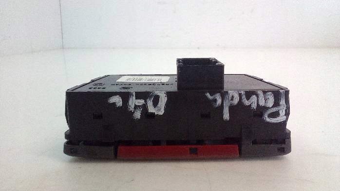 PANNEAU COMMUTATEURS FIAT PANDA II 735357113