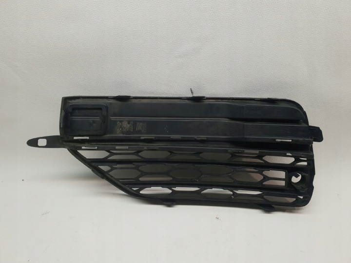 VOLVO XC90 XC-90 II 14-19 GRILLE DANS PARE-CHOCS AVANT DROITE 31383869