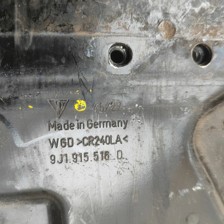 AUTRE PIÈCES DE CARROSSERIE AUDI E-TRON GT 9J1915516D 35386711 350KW 2023