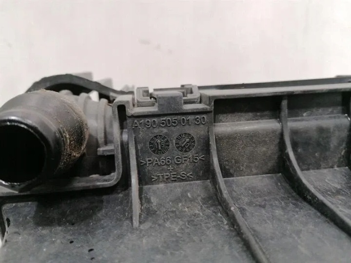MERCEDES GT C190 GTS AVEC COUPÉ RIGHT RADIATOR PACK A0995005903