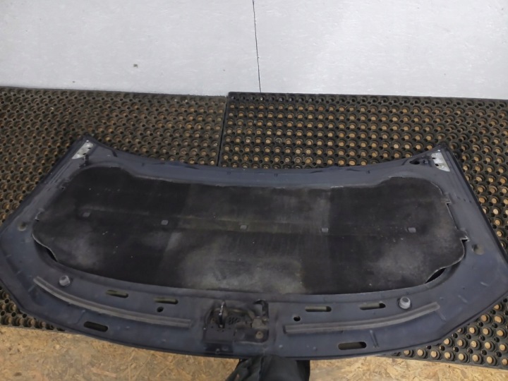 VW TOURAN 1T LIFT CAPOT 040