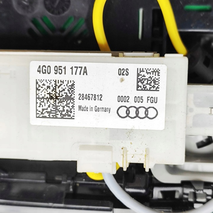ÉCLAIRAGE INTERNE AUDI A6 AVANT (4G5, C7, 4GD) 4G0951177A 3.0L DIESEL