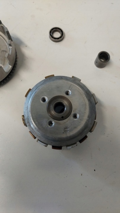 HONDA CBR 125 JC34 EMBRAYAGE CORBEILLE EMBRAYAGE
