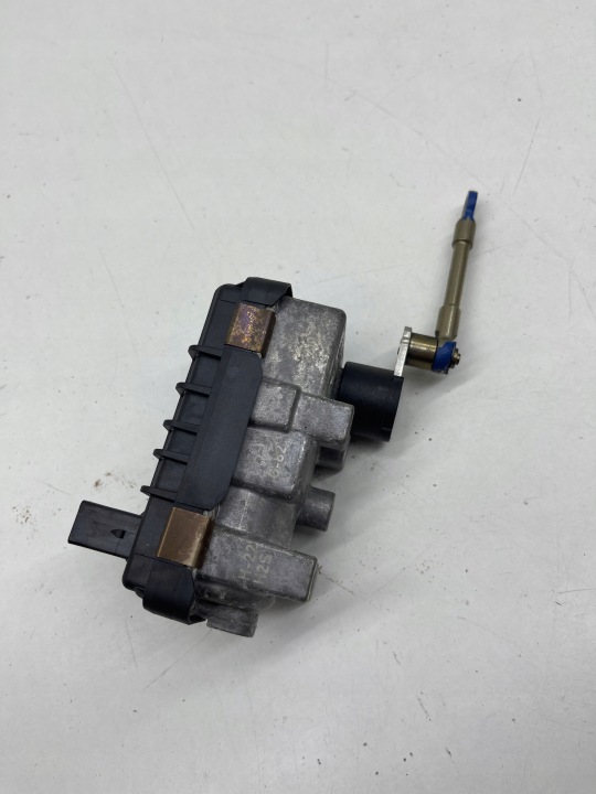 AUDI A8 A6 A7 C7 3.0 TDI GUIDE TURBINES TURBOCOMPRESSEURS G-82 ORIGINAL