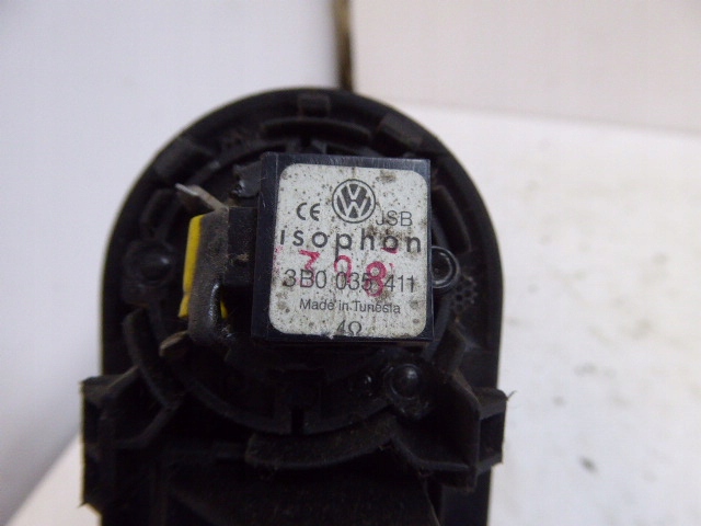 VOLKSWAGEN PASSAT B5 96-00 POIGNÉE INTÉRIEURE PORTES ARRIÈRE DROITE HAUT-PARLEUR