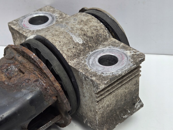 SUBARU OUTBACK V 14-19 BRAS DE SUSPENSION GAUCHE AVANT