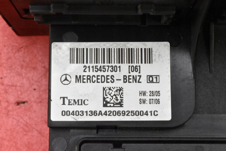 CONTRÔLEUR MODULE SAM 2115457301 MERCEDES CLS C219 3.0 CDI 224 KM 04-08