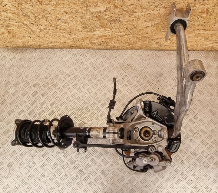 MERCEDES H247 GLA 2.0D CDI SUSPENSION DROIT AVANT A2473320200 A2473208601
