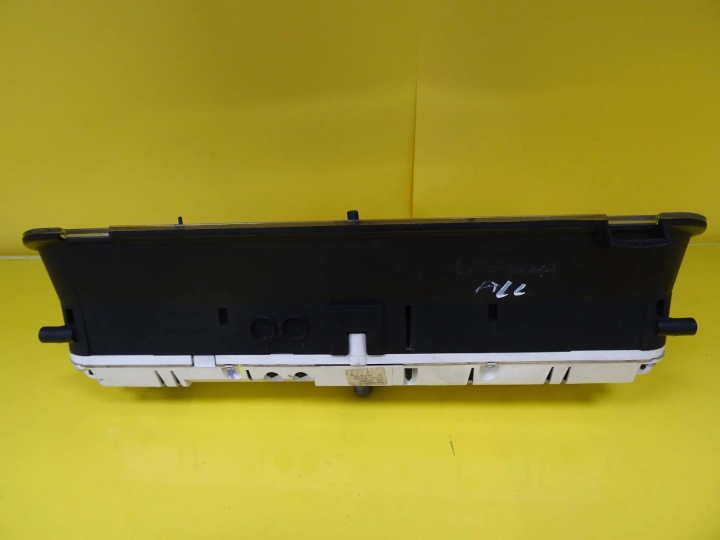 COMPTEUR COMPTEUR TABLEAU DE BORD RENAULT LAGUNA I 7700844745 NR511
