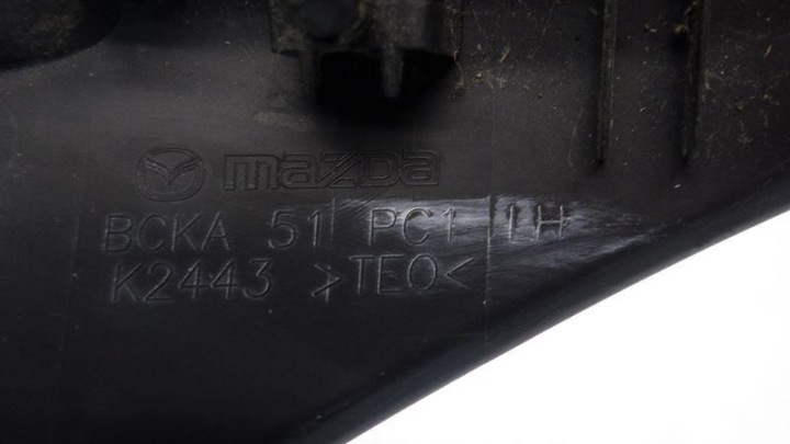 BOUCHON PLASTIQUE GAUCHE MAZDA 3 BP 19-