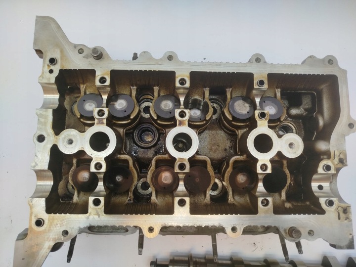 CULASSE MOTEUR DACIA RENAULT 1642R-7 110417920R 0.9 TCE