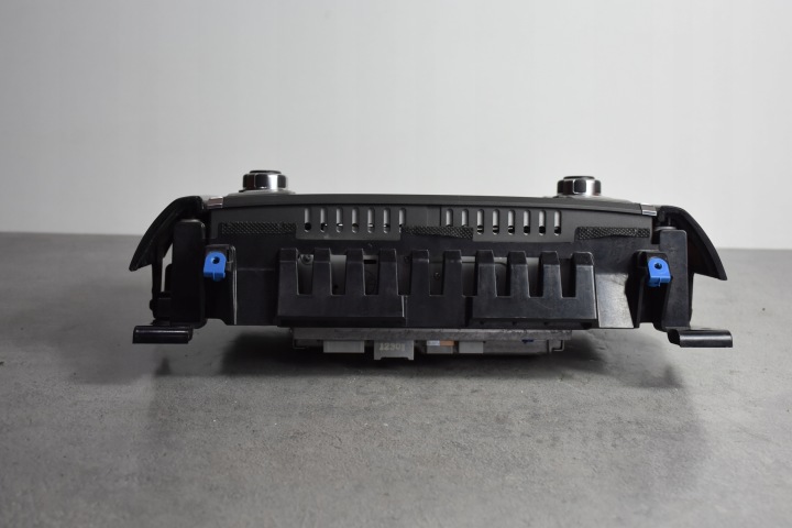 BH4210E887RG RADIO STACJA MULTIMEDIALNA AVANT LAND ROVER RANGE ROVER L322