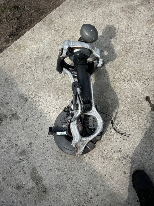 MCPHERSON GAUCHE AMORTISSEUR LDS CITROEN C5 III HYDRO ROTULE 9674996880
