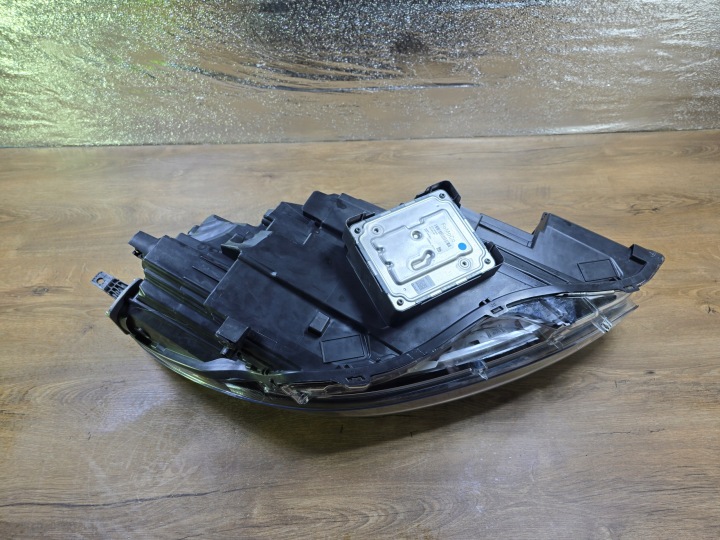 FORD KUGA MK3 PHARE AVANT AVANT GAUCHE COMPLET LED LV4B-13E017-AN