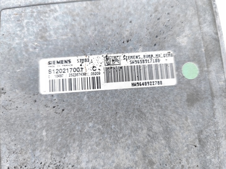 CITROEN C3 CONTRÔLEUR MODULE ECU 1.6 ESSENCE 80KW (109 HP) 9658917180 2007