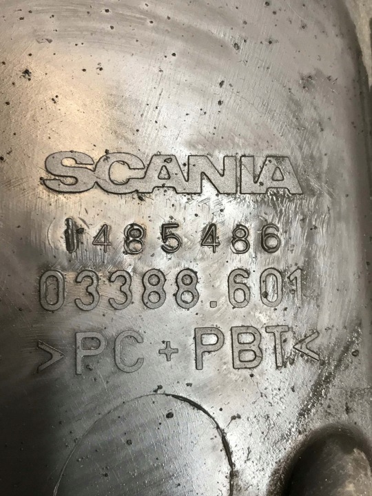PASSAGE DE ROUE AILE PODKABINOWY SCANIA 1485486