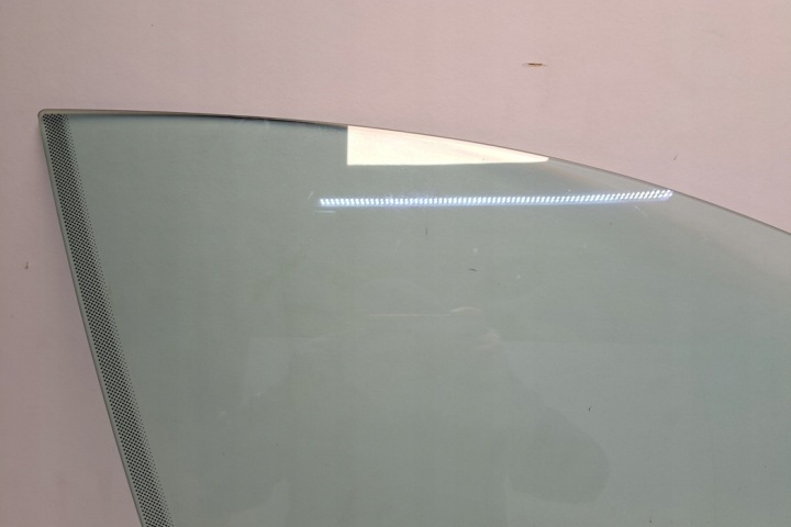 VITRE DROITS AVANT PORTES BMW 8 GRAN COUPÉ (G16, F93) 7428510 4.4L