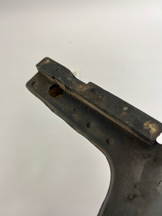 JOINT D'ÉTANCHÉITÉ CAPOTS COUVERCLES MOTEUR DROITE MERCEDES W124 1248800297