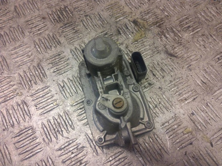 PETIT MOTEUR CLAPETS COLLECTEURS ADMISSION SEAT LEON ST (5F8) 51500203 1.6L