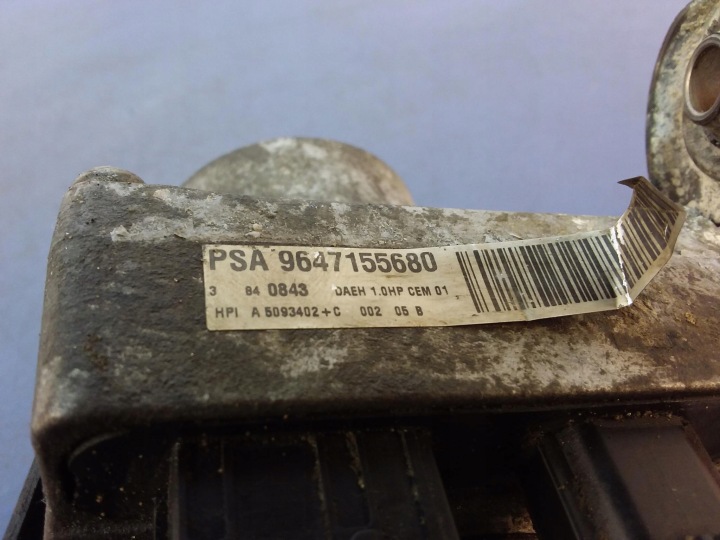 PEUGEOT 307 1.6 HDI POMPE AMPLIFICATEUR 9647155680
