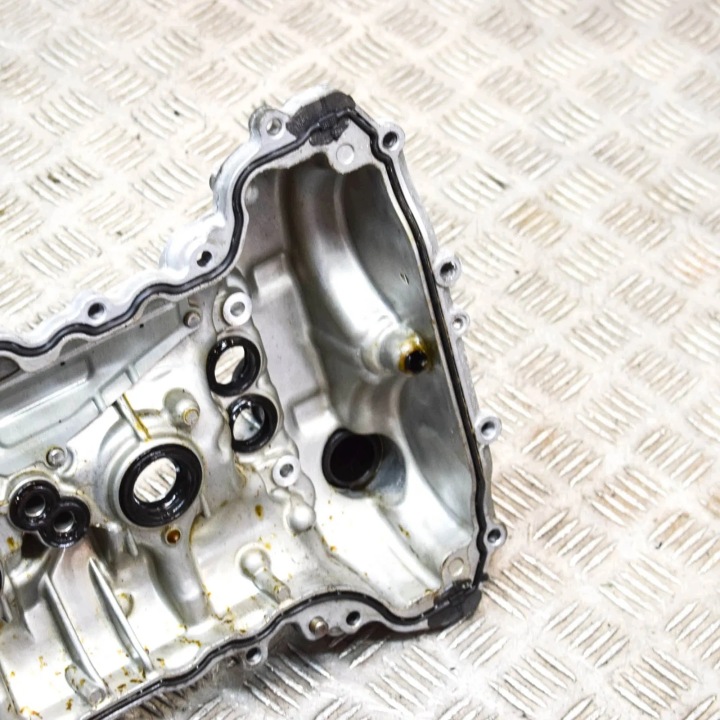 GAUCHE COUVERCLE DE SOUPAPES CHEVROLET CAMARO 12690195 17733407 3.6L 250KW 2018