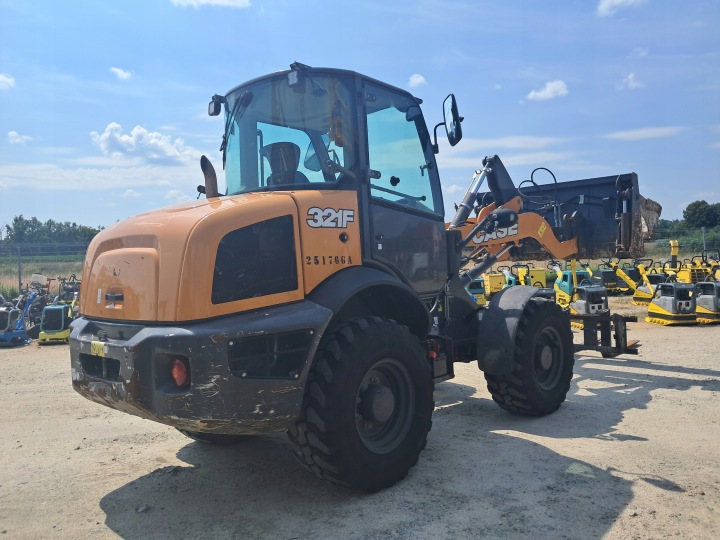 CHARGEUR CASE 321F 19R! 6.1TON LIEBHERR 506 WACKER CAT 906