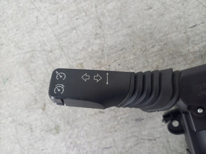 COMMUTATEUR COMPOSITE OPEL ASTRA H 203772 13198908XE 498990969 VALEO 1.9