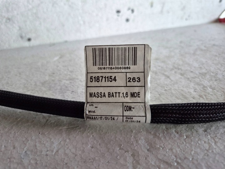 SERRE-CÂBLE POSITIVE 51871154 68704351AA FIAT DOBLO II 10-