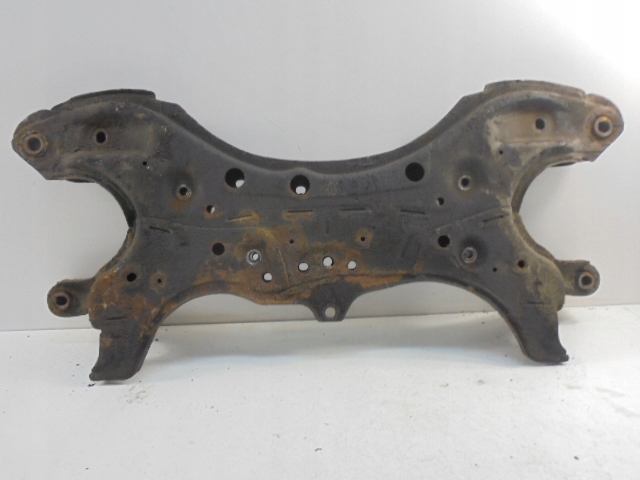 TOYOTA AVENSIS II T25 POUTRE SUSPENSIONS AVANT