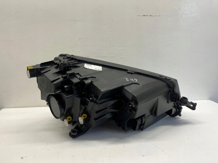 PHARE AVANT AVANT SKODA KAROQ 57B941015D
