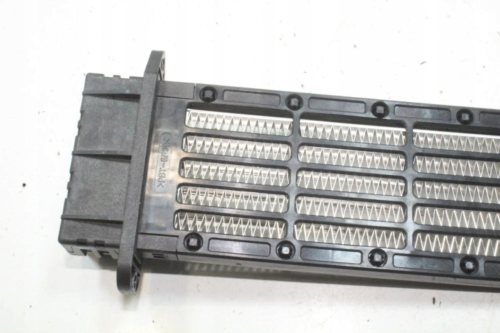 RADIATEUR ÉLECTRIQUE RÉCHAUFFEURS JEEP CHEROKEE (KL) AA0134100830 2.2L