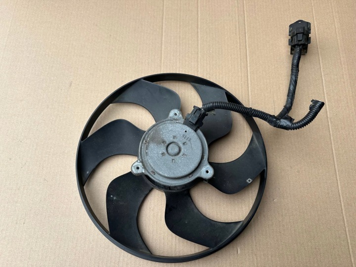 RENAULT TWINGO II VENTILATEUR 8200531118