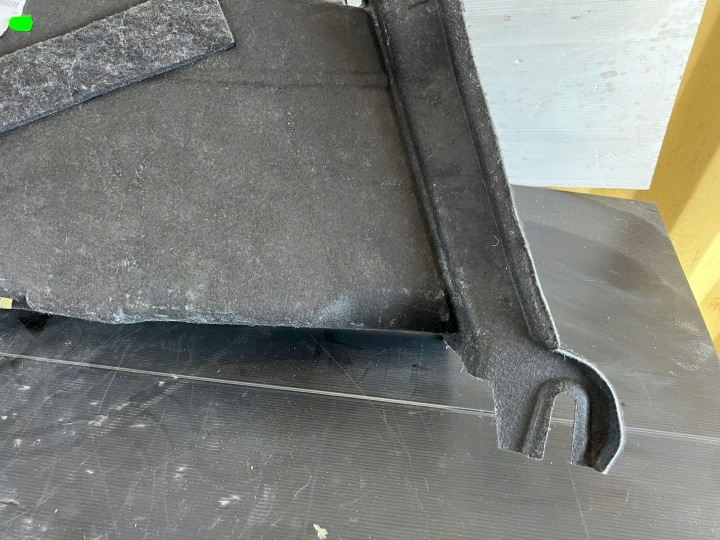 COLLECTEUR COUVERCLES DE COFFRE DROIT ARRIÈRE AUDI A6 C7 4G5863888D