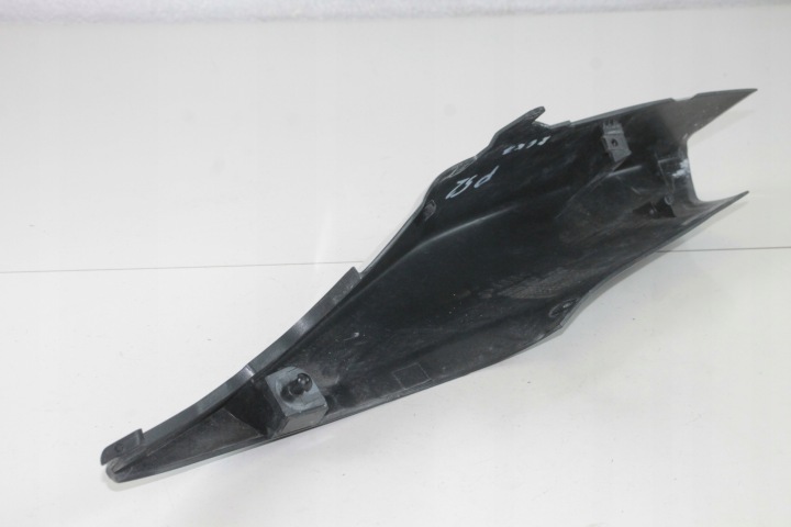 SUZUKI GSXR GSX-R 600 K6 K7 DÉFLECTEUR D'AIR QUEUE PLASTIQUE CÔTÉ COLLECTEUR DROIT