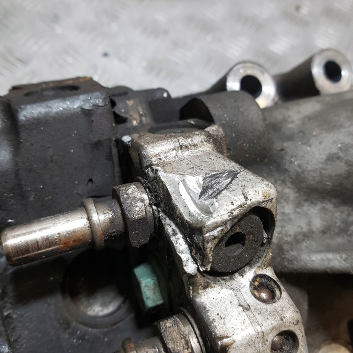 POMPE INJECTION MAN TGS 0445020208 51111037846 MOTEUR 10.0 D2676 LF52