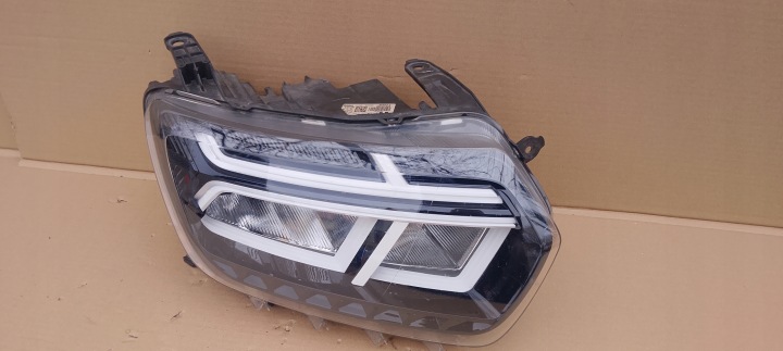 PHARE AVANT AVANT DROITE DACIA DUTER II 2 LIFT 21-24R COMPLET LED 260106194R