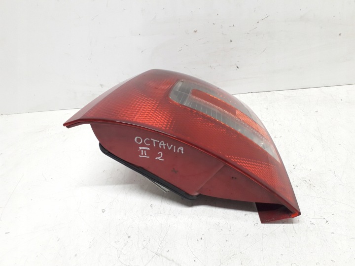 SKODA OCTAVIA 2 II 04-08 5D HAYON PHARE GAUCHE ARRIÈRE ARRIÈRE 1Z5945095A 1Z5945111A
