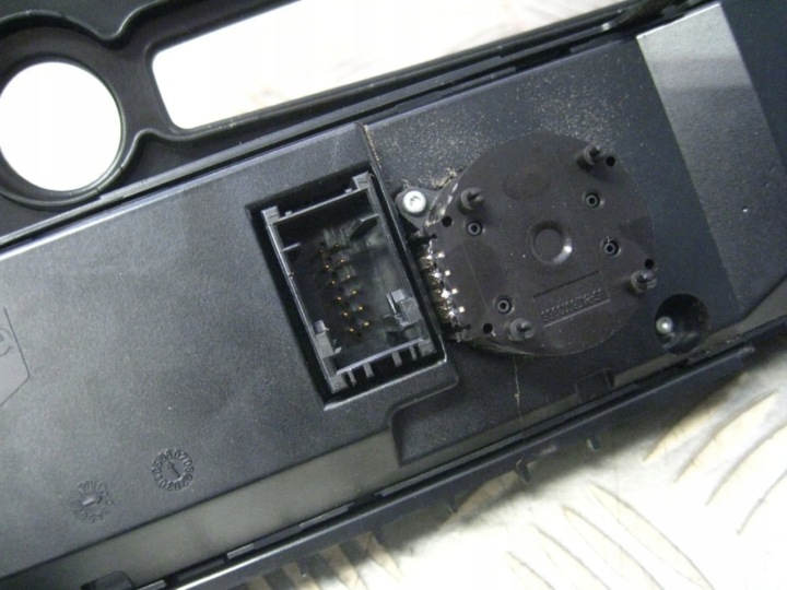 PANNEAU CLIMATISATION BMW OE 6988502