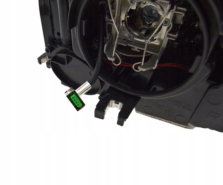 PHARE AVANT VERS AUDI A4 B8 2007-2011 8K0941004C DROITE