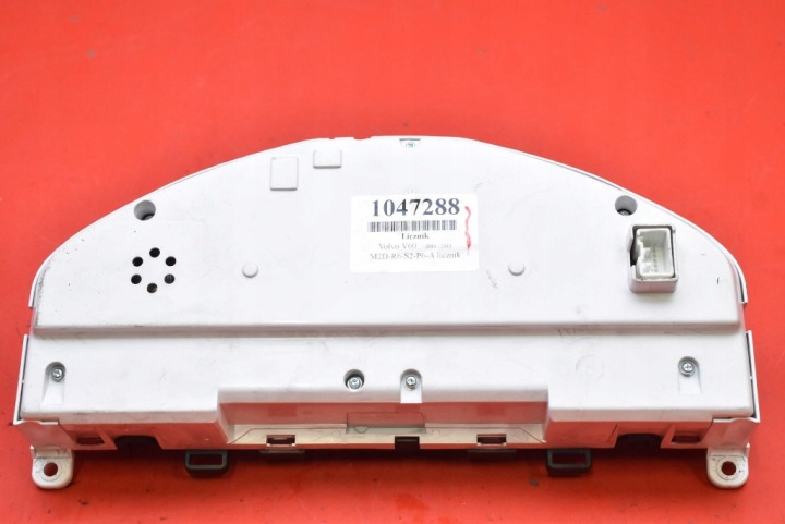COMPTEUR TABLEAU DE BORD EUROPE 31343323AA VOLVO V60 1 I 2.0 D3 163 KM 10-13