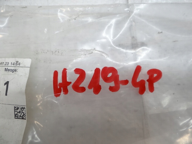 BMW F45 F46 DROITE MOULURE FIXATIONS SEUIL 51777301940