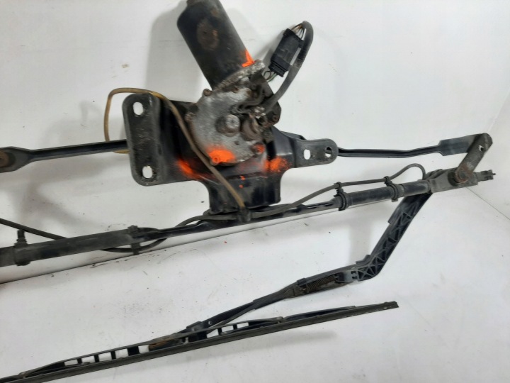 IVECO EUROCARGO EURO 5 5.9L 08R MÉCANISME ESSUIE-GLACES PETIT MOTEUR 504085685